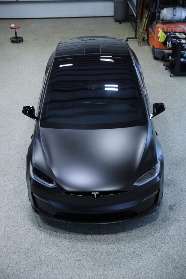 Satin Perfect Black - Image 16