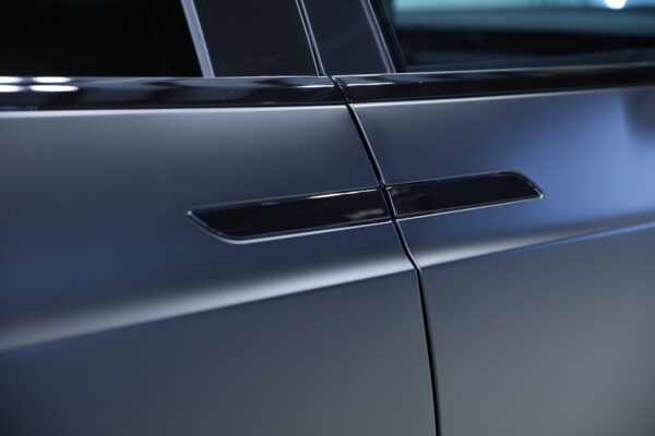 Satin Perfect Black - Image 8