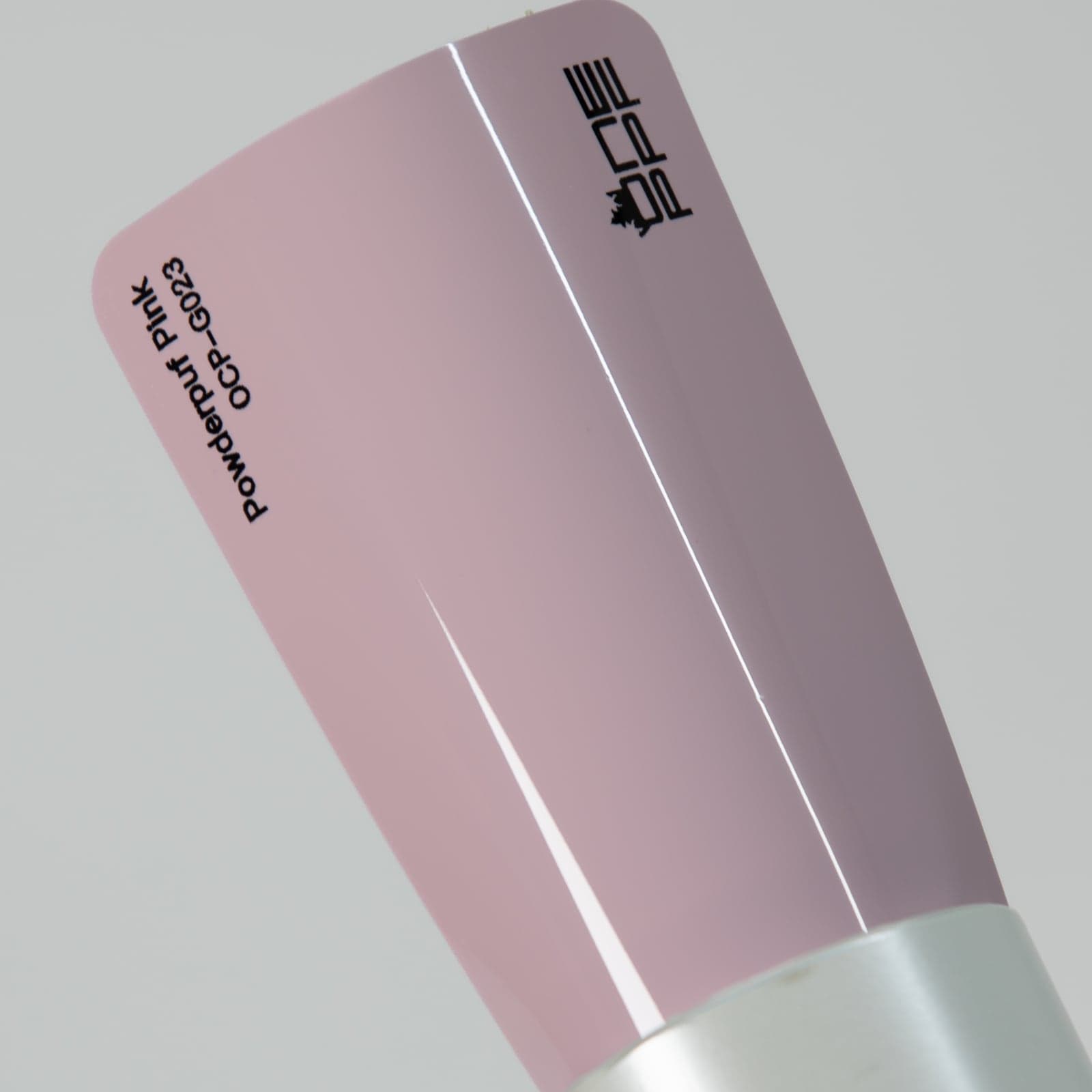Powderpuff Pink swatch