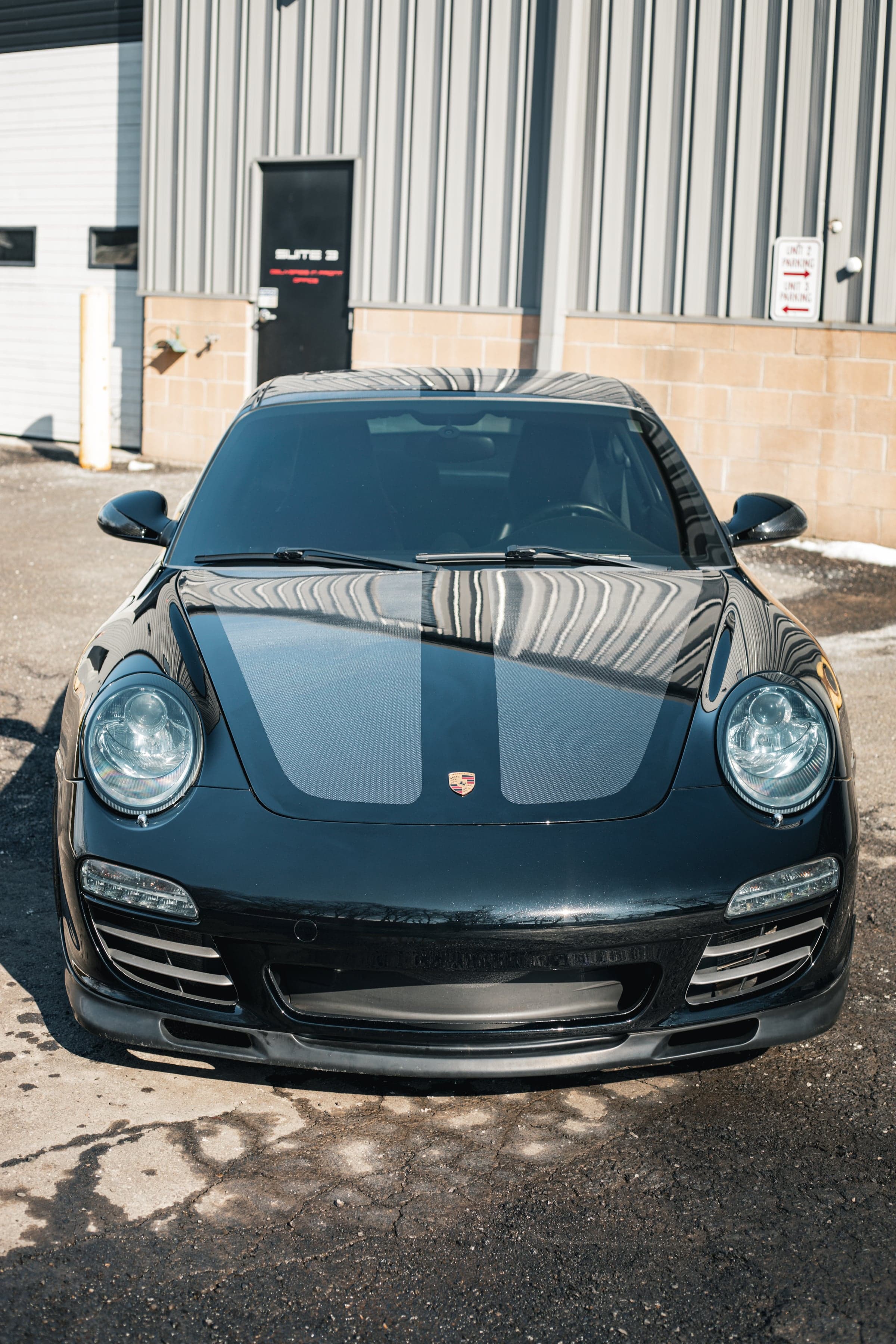 Gloss Carbon Fiber on Porsche 911, one-ppf