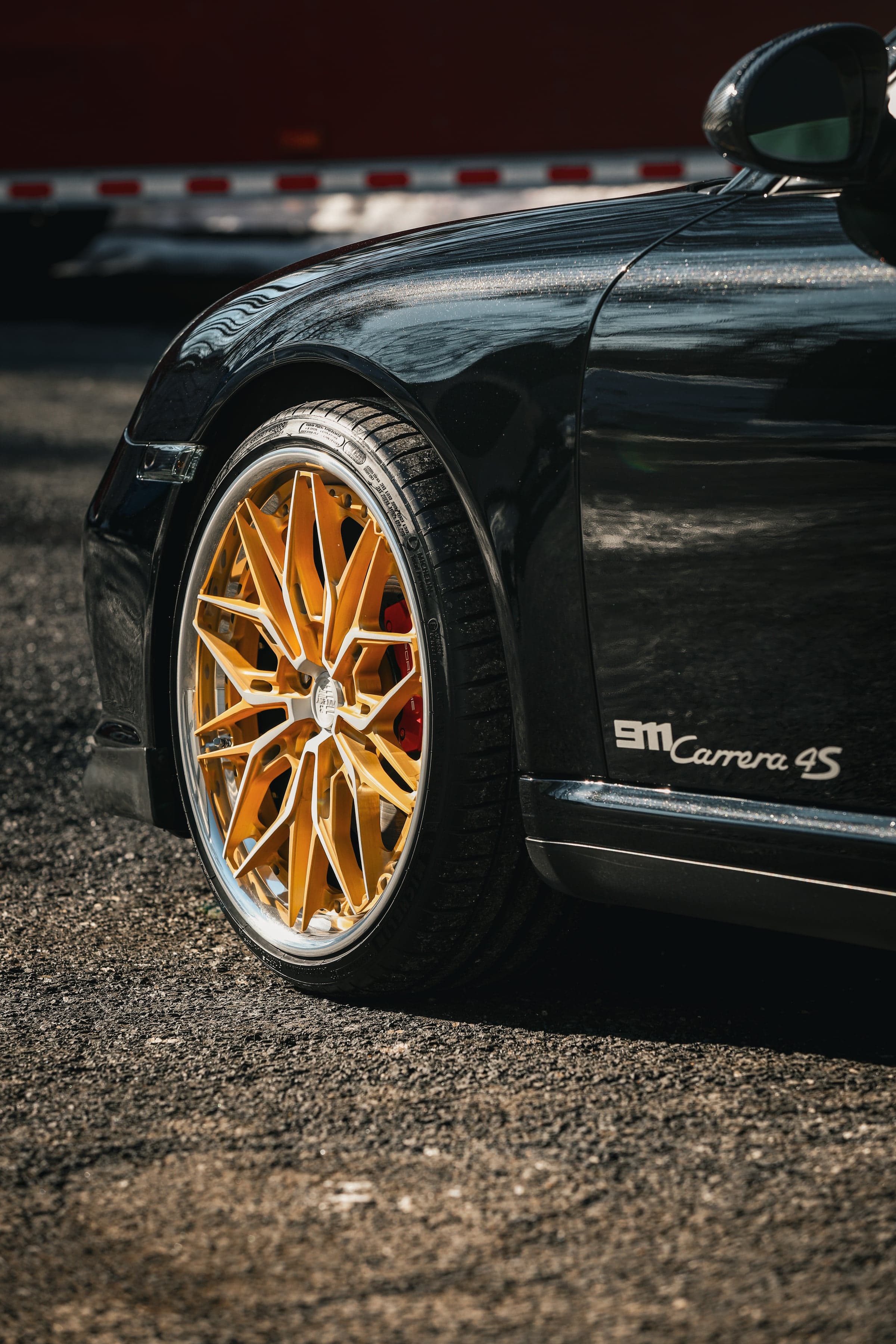 Gloss Carbon Fiber on Porsche 911, one-ppf