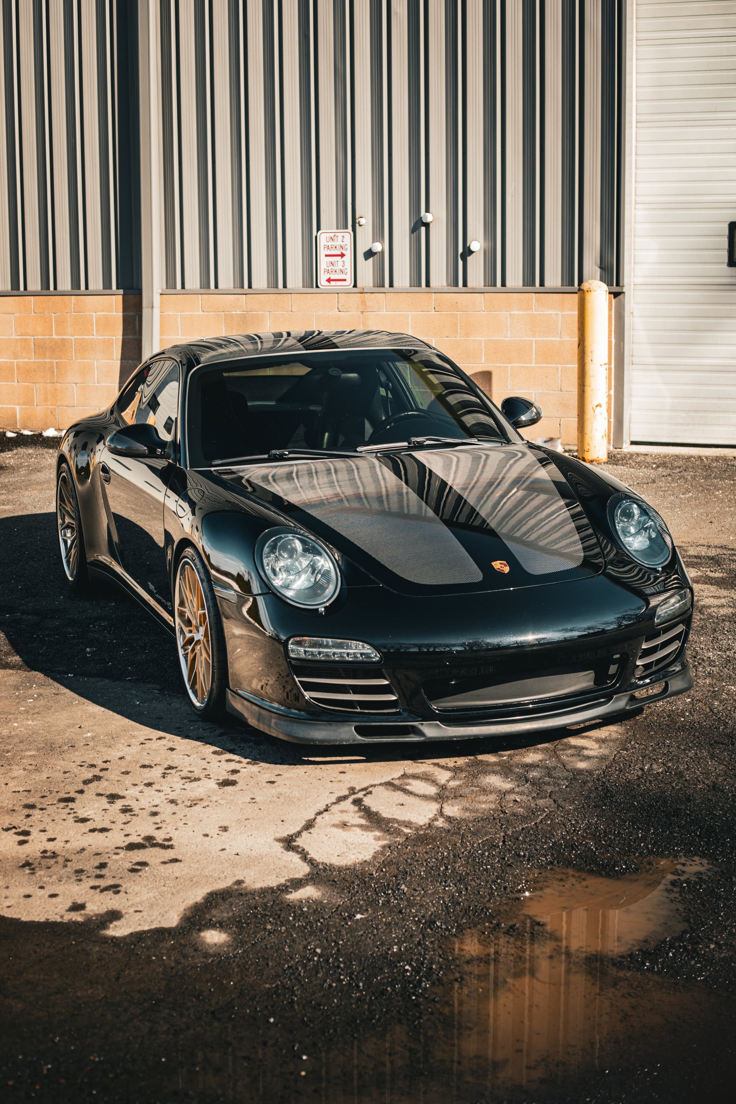 Gloss Carbon Fiber on Porsche 911, one-ppf