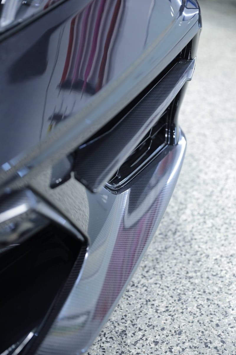 Gloss Carbon Fiber on a Featured Builds