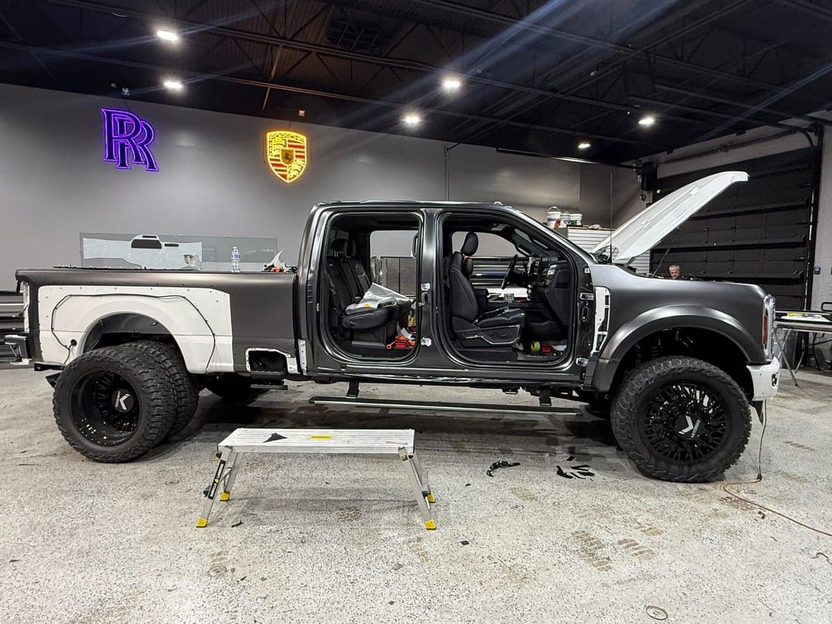 Satin Dark Gray Metallic V2 on Ford F-450