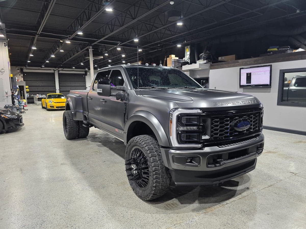 Satin Dark Gray Metallic V2 on Ford F-450