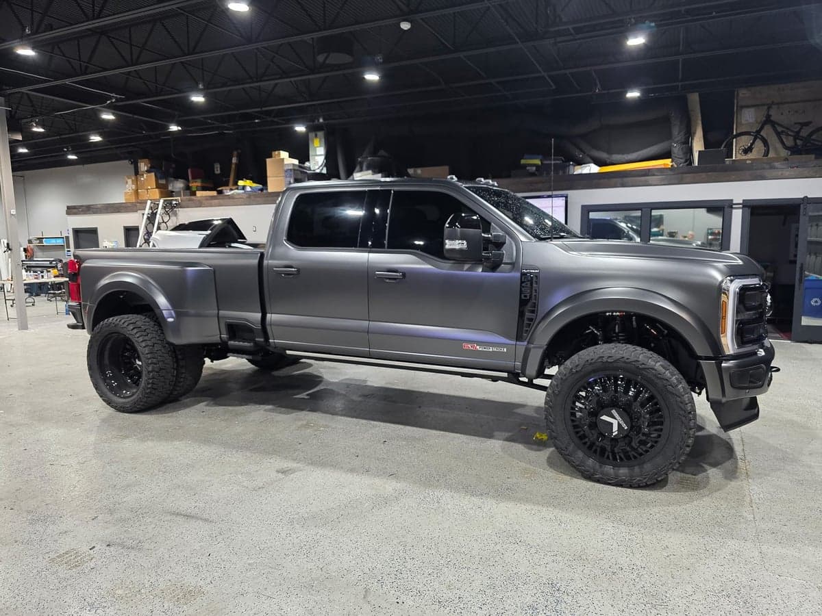 Satin Dark Gray Metallic V2 on Ford F-450